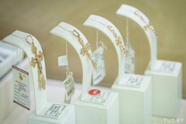 «Приятно, что можешь себе позволить» . Почему белорусы продолжают покупать бриллианты в кризис. Ювелирные Известия - J-izvestia.ru