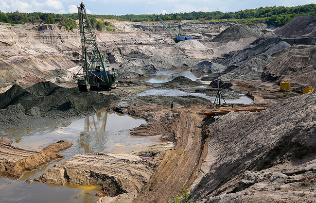 Янтарный кластер Калининграда: новые рабочие места и борьба с черным рынком. Ювелирные Известия - J-izvestia.ru