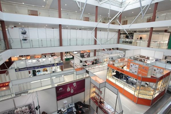 Приглашаем на выставку-продажу «УралЮвелир - Весна». Ювелирные Известия - J-izvestia.ru