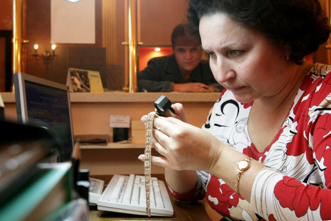 Ломбарды обнаружили, что их используют для обналичивания денег. Ювелирные Известия - J-izvestia.ru