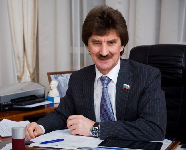 Новогоднее поздравление Председателя Ассоциации Флуна Гумерова