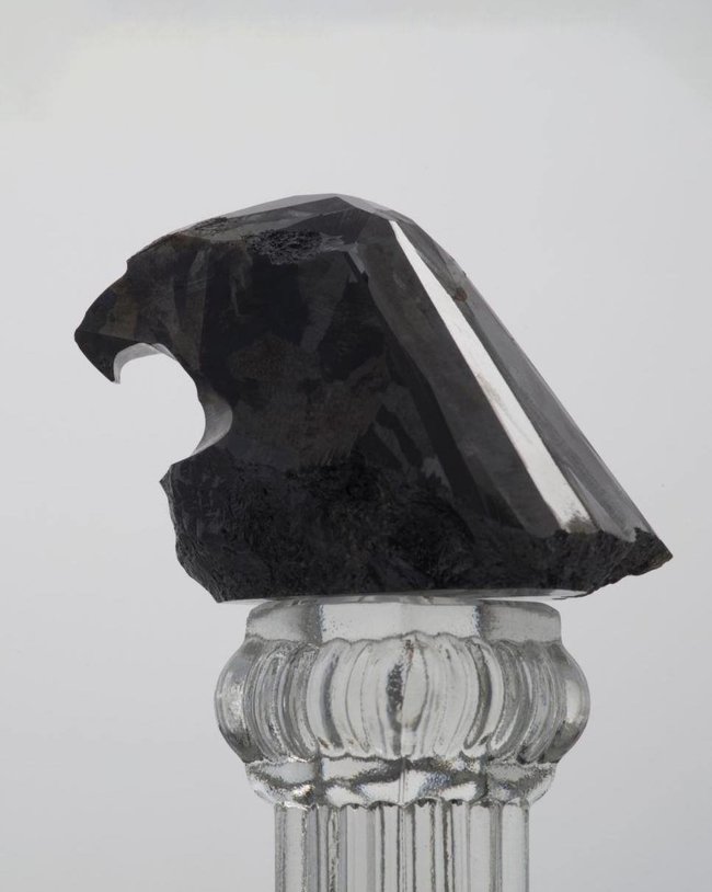 АЛРОСА: «Черный сокол»: алмаз с космической историей