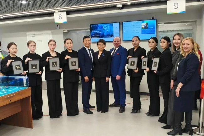 В Якутске открылась выставка ювелирных работ студентов Якутского промышленного техникума